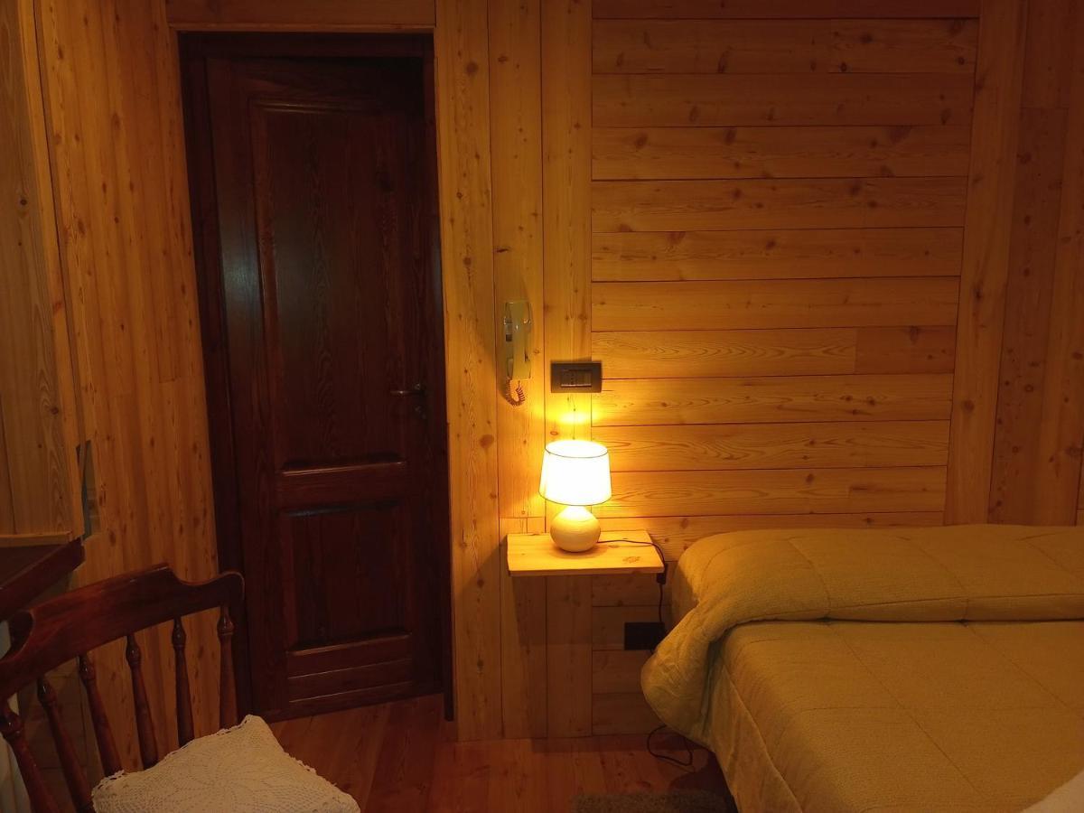 Albergo Martinet Vernante Kültér fotó