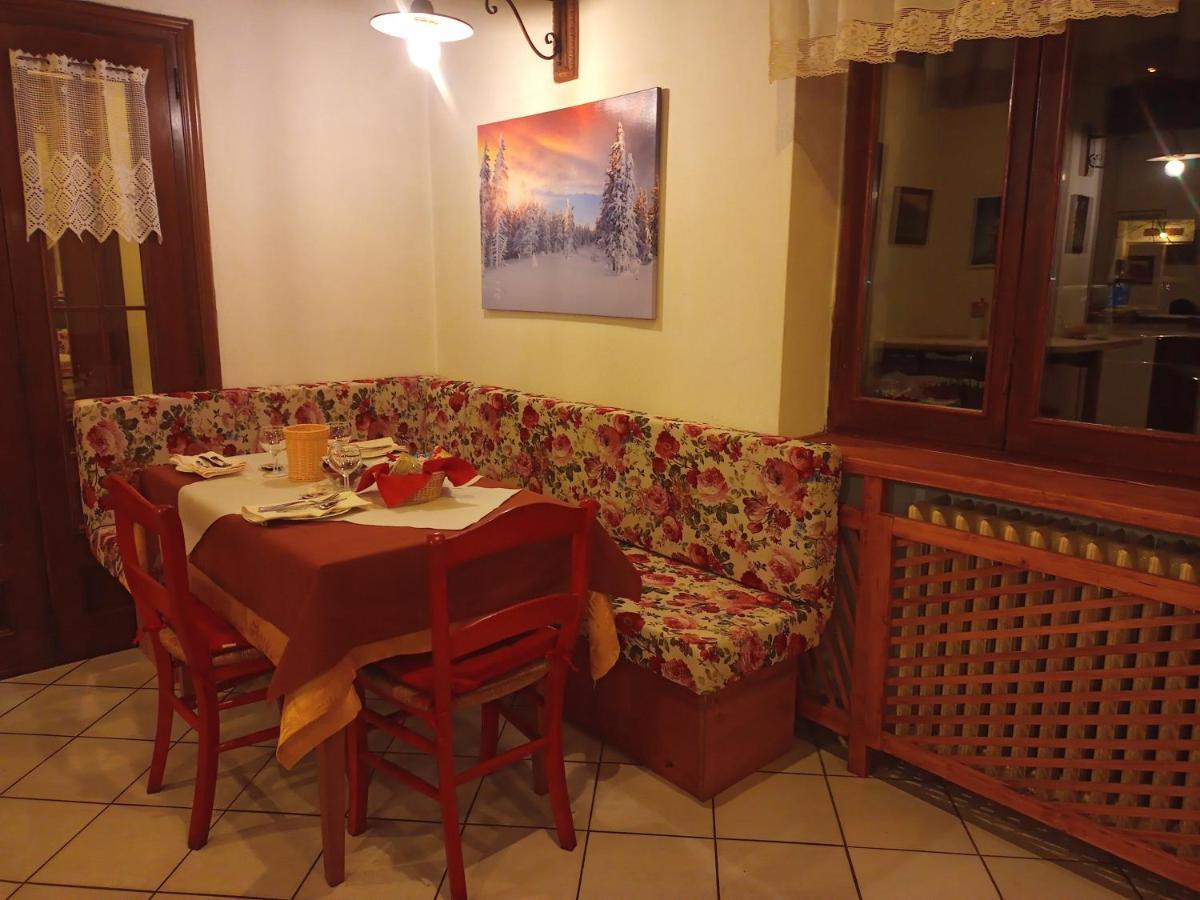 Albergo Martinet Vernante Kültér fotó